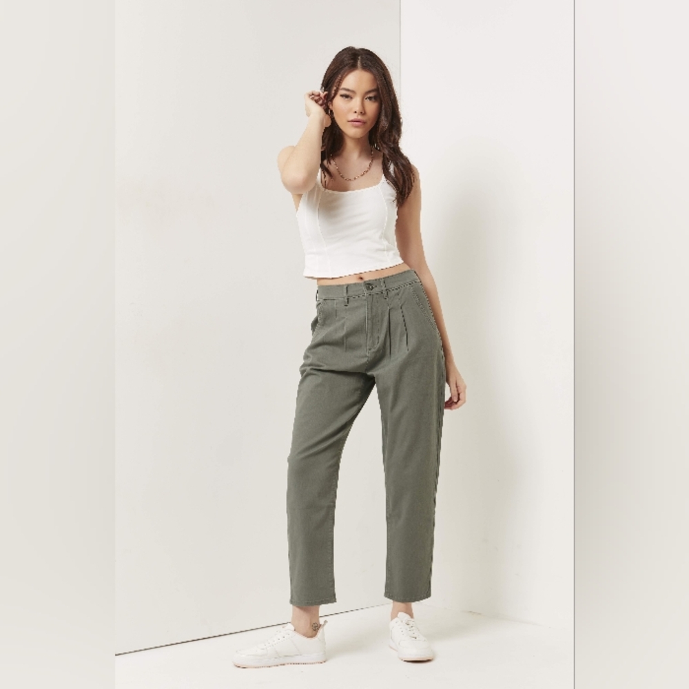 NEW A.C.W Pleated Pants Sz 3